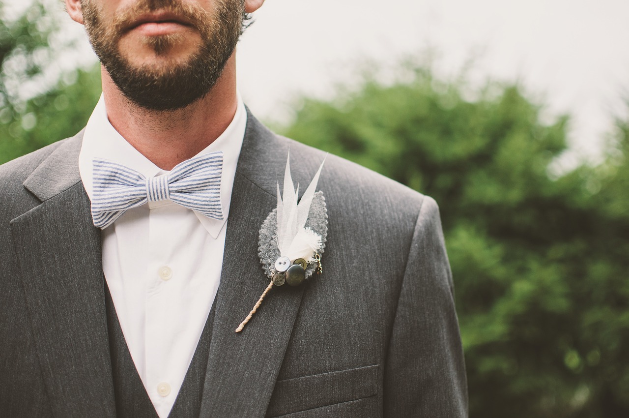 groom, beard
